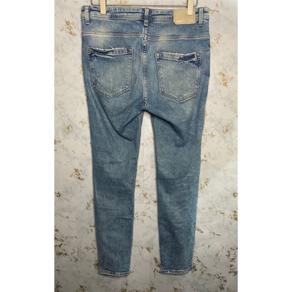 Zara Distressed Jeans Size 4 - Picture 6 of 11